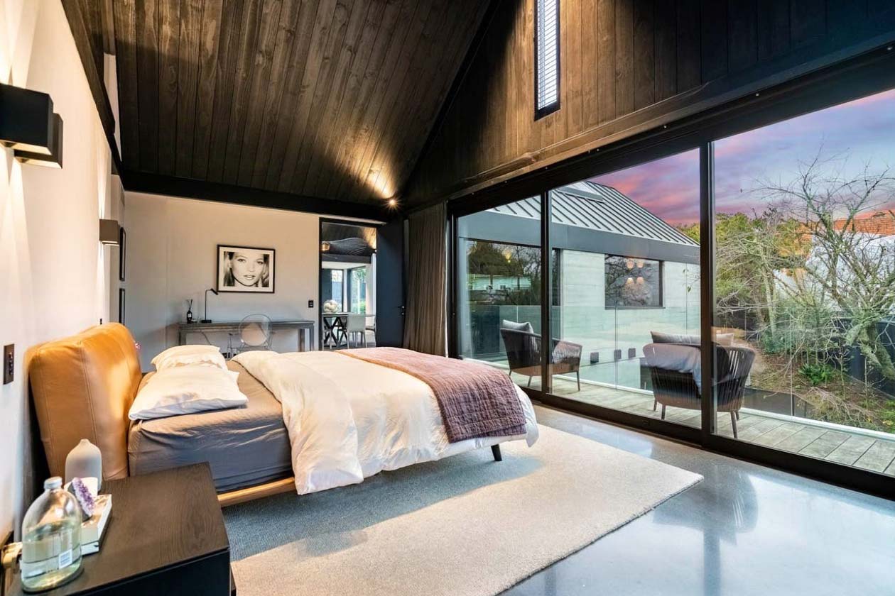 Aluminium doors in Auckland